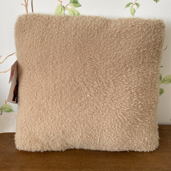 Ted Movie Talking Plush Pillow *Adult Language - Picture 9 of 11